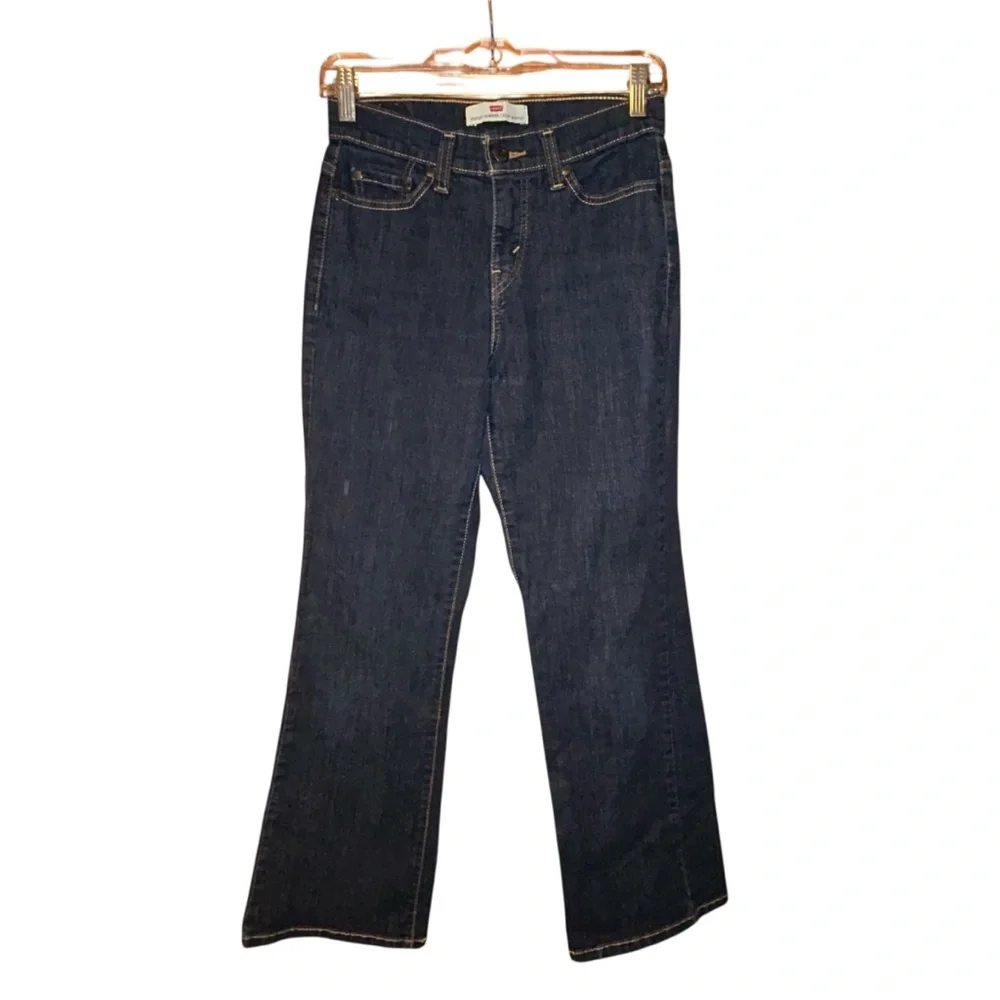 Levi’s 512 Perfectly Slimming‎ Bootcut Jeans Dark Wash Stretch Women’s Size 4S
